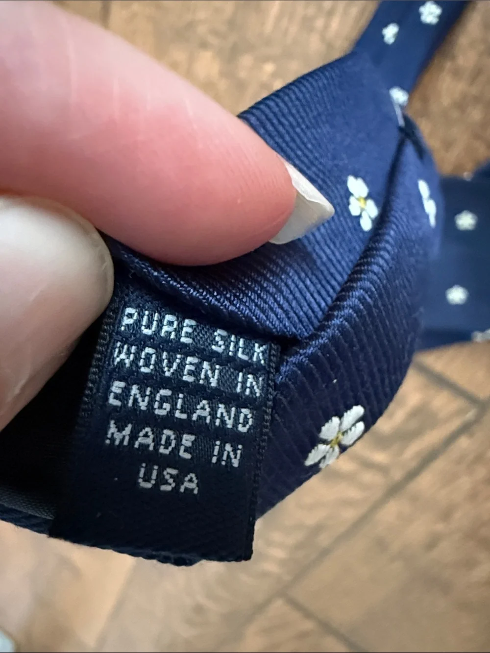 Brooks Brothers Makers Navy Blue Silk Tie with Tiny Embroidered Daisy Flowers